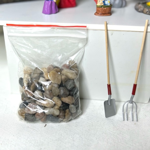 DOUBLE H HORSE RANCH FAIRY GARDEN GIFT SET - Picture 4 of 15